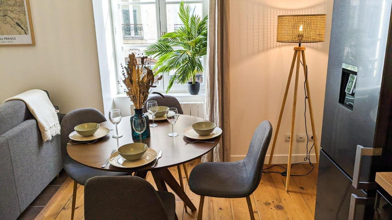 Cosy Calypso 2Ch - Quartier Des Halles & Parking Pau Exterior photo