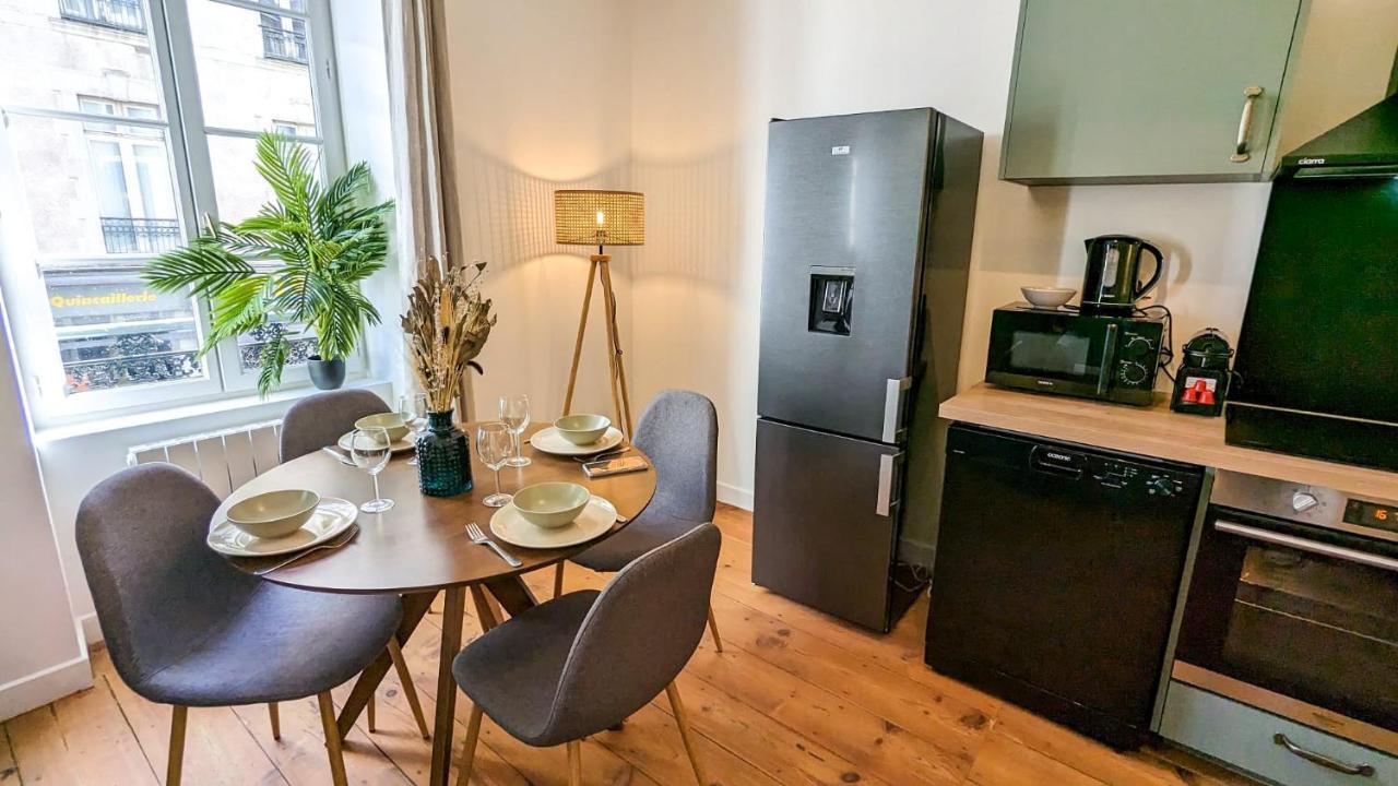 Cosy Calypso 2Ch - Quartier Des Halles & Parking Pau Exterior photo